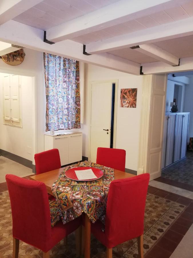 Il Posto Giusto Station Rooms Палермо Екстериор снимка